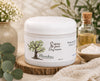 Crème de jour Blanchou 60 ml, soin hydratant pour le visage fabriqué artisanalement au Québec, présentée dans un décor naturel et apaisant.